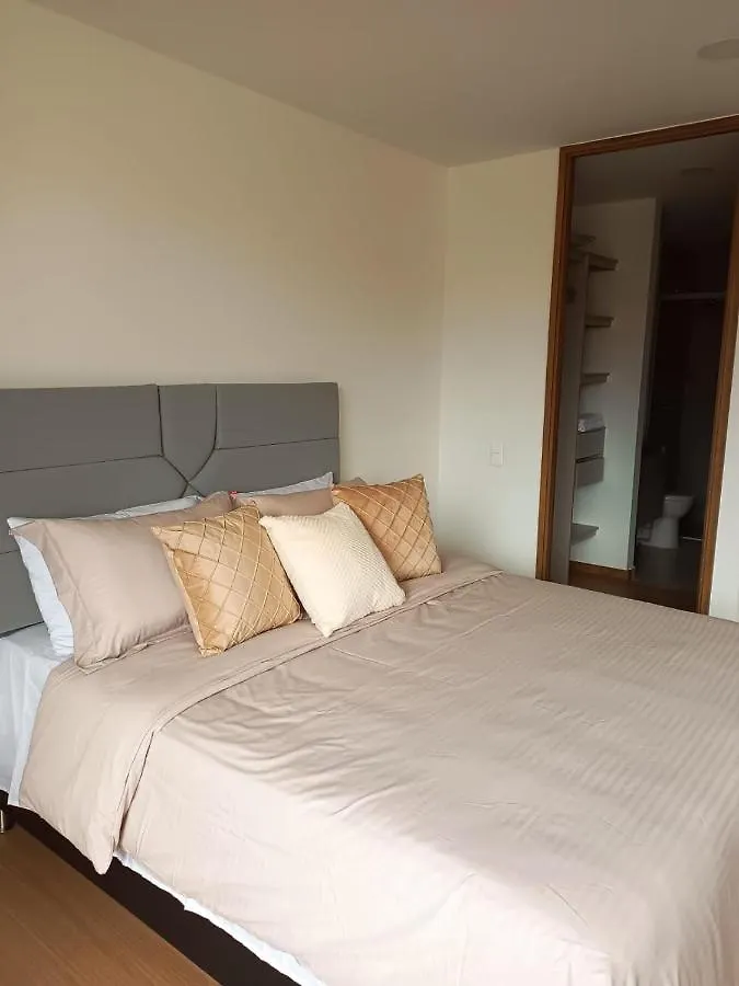 아파트 Confortable Apartaestudio 807 Laureles 메딜린 콜롬비아